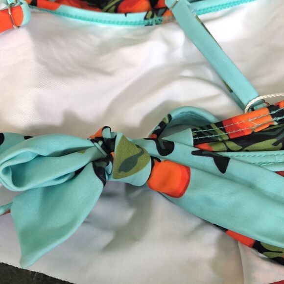 UTTU Triangle Ruffled Swim top size XL - Picture 7 of 7